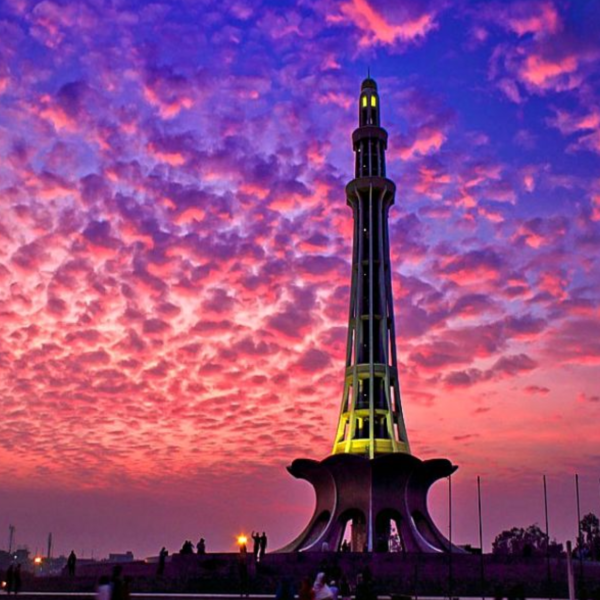 Exclusive Family Tour Lahore