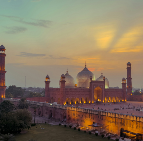 Exclusive Family Tour - LAHORE