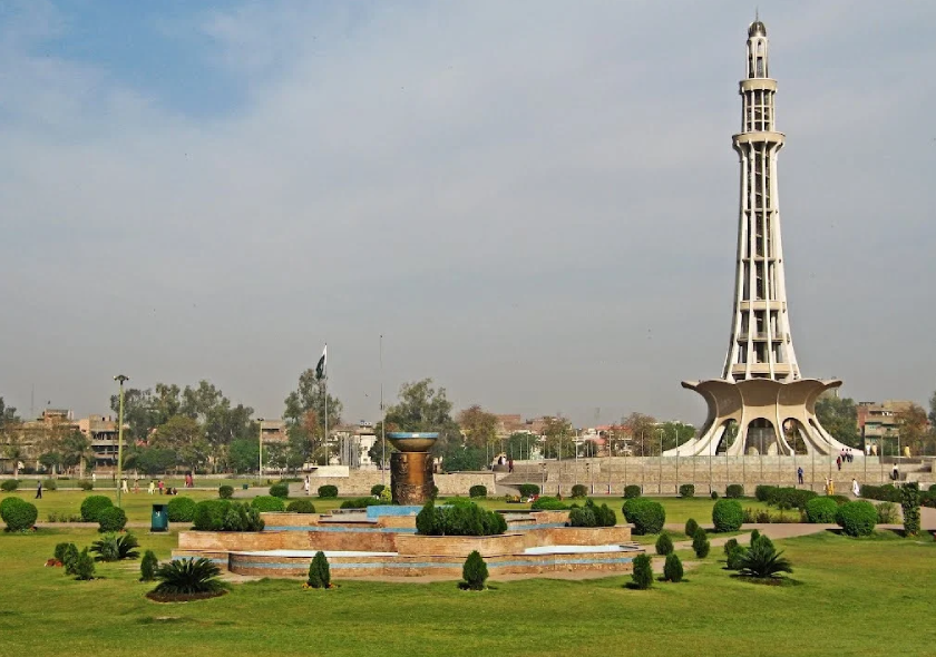 Exclusive Family Tour - LAHORE